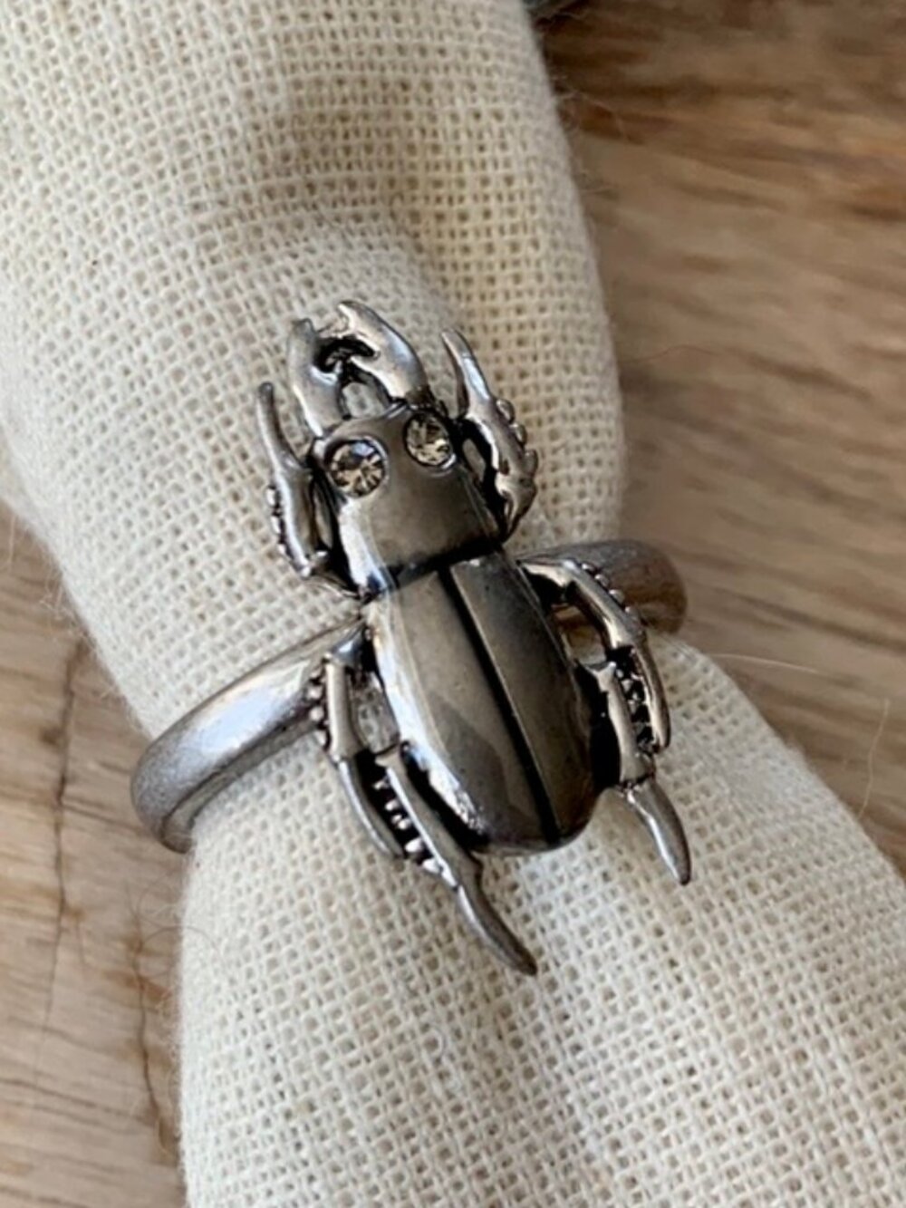 Dyrberg/Kern Sectiring Beetle ring with Swarovski crystal eyes